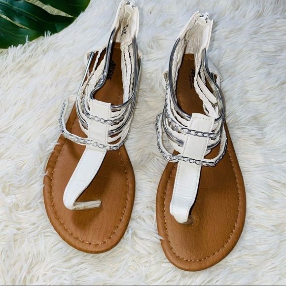 Ardene Shoes - 🤎 3/$25 ARDENE | White Gladiator Sandals Size 6